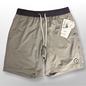 🆕 Vuori Kore Shorts 🆕 Lined - M, Eucalyptus